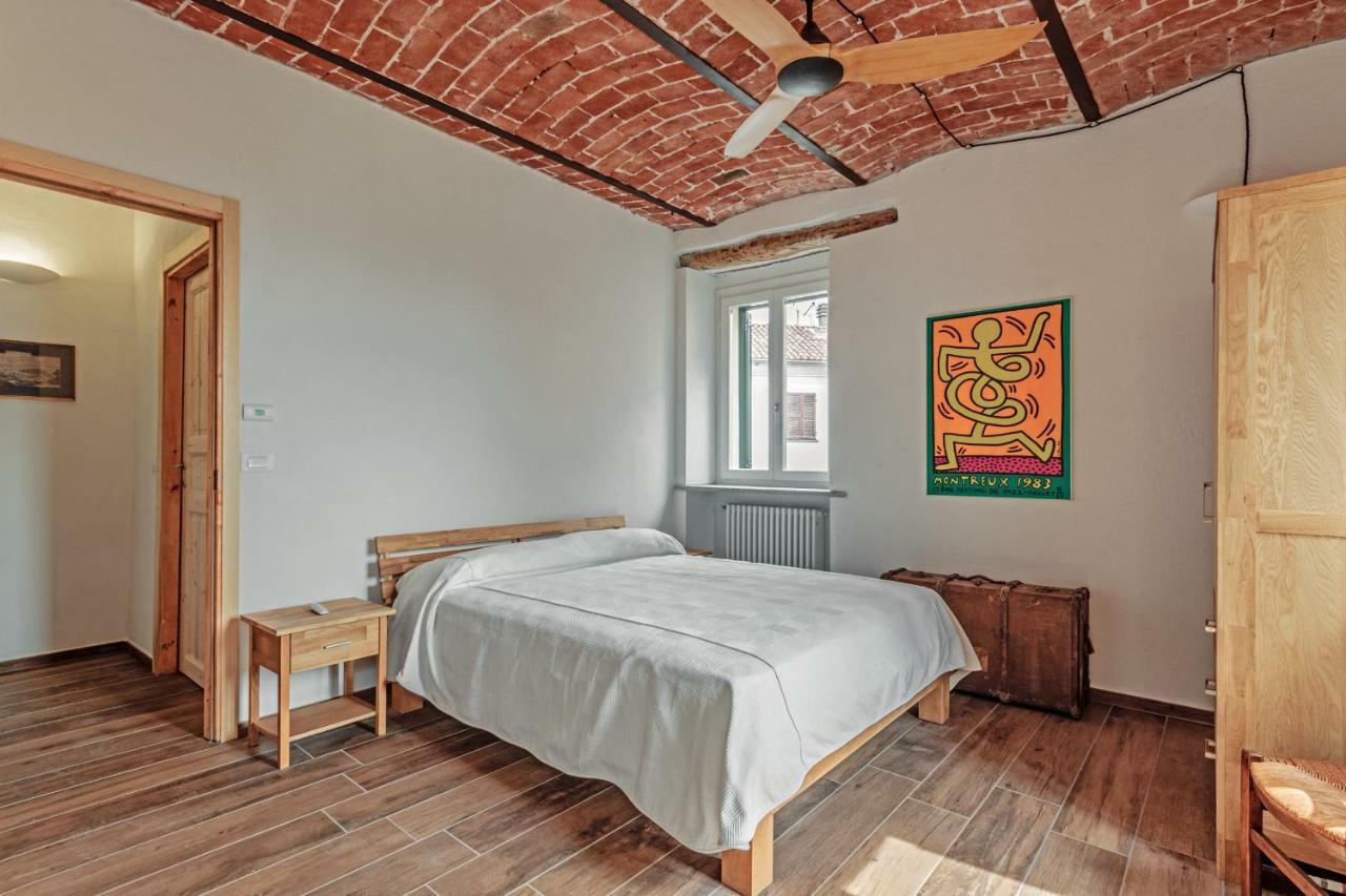 Modern Farmhouse Apartment Montabone Luaran gambar