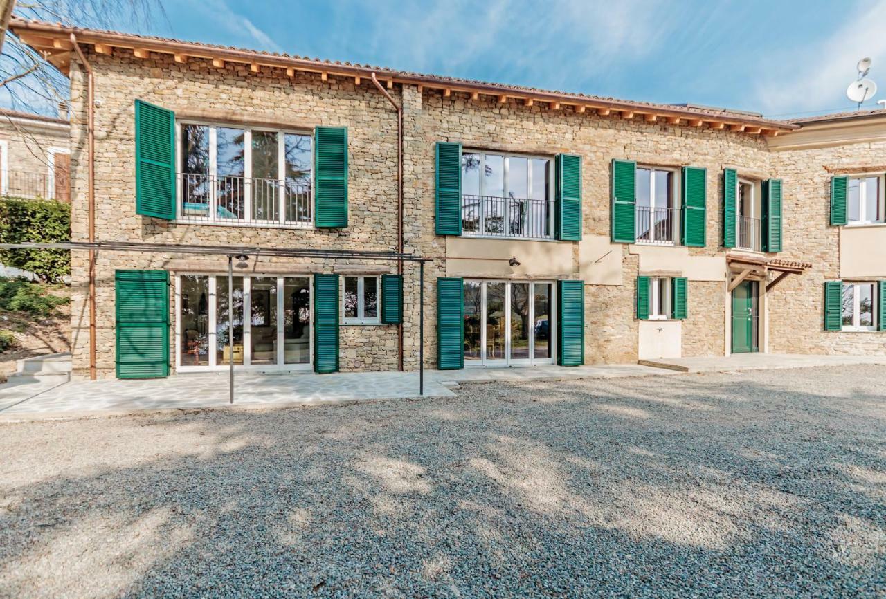 Modern Farmhouse Apartment Montabone Luaran gambar